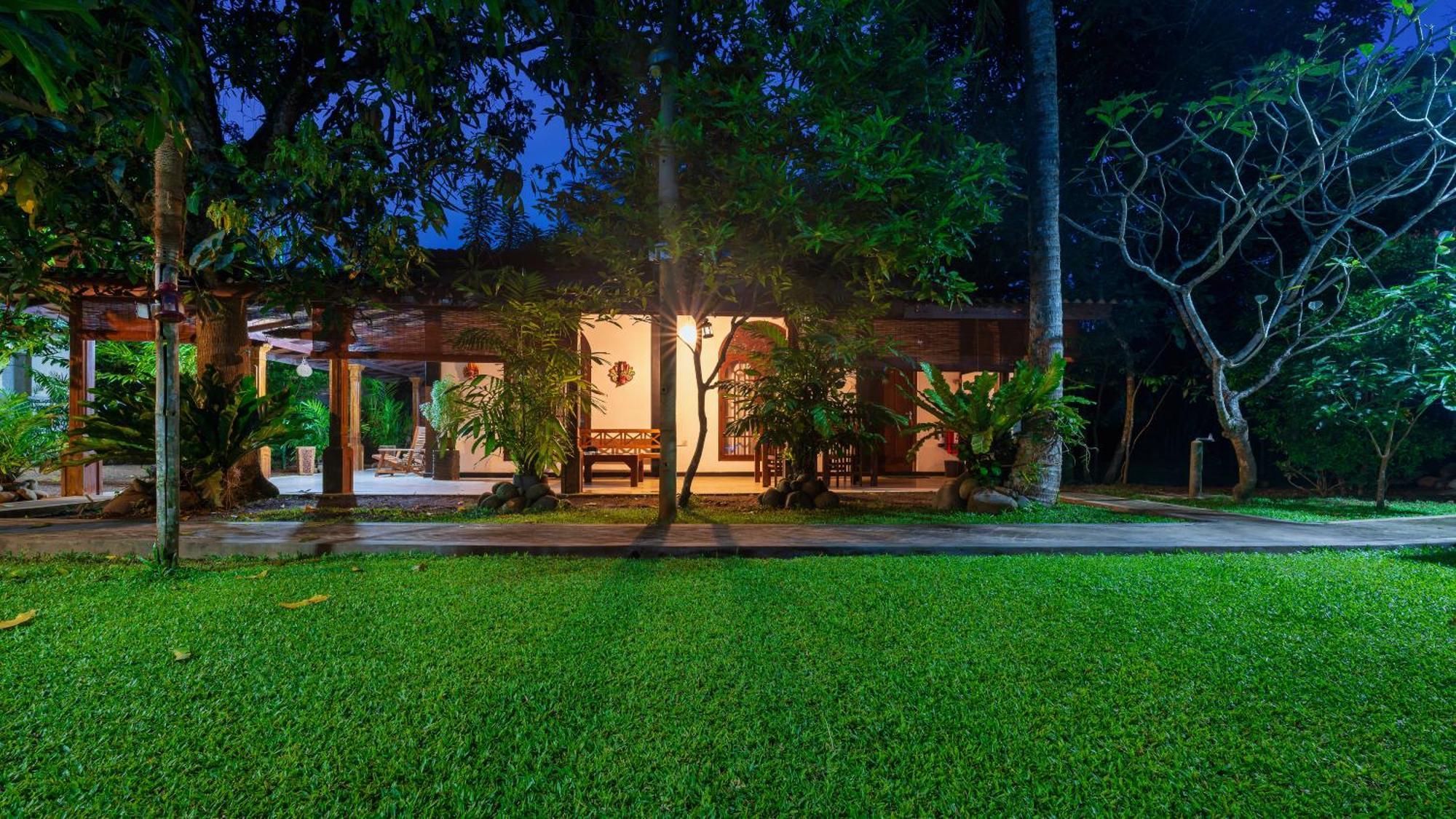 Villa 80 Bentota Luaran gambar